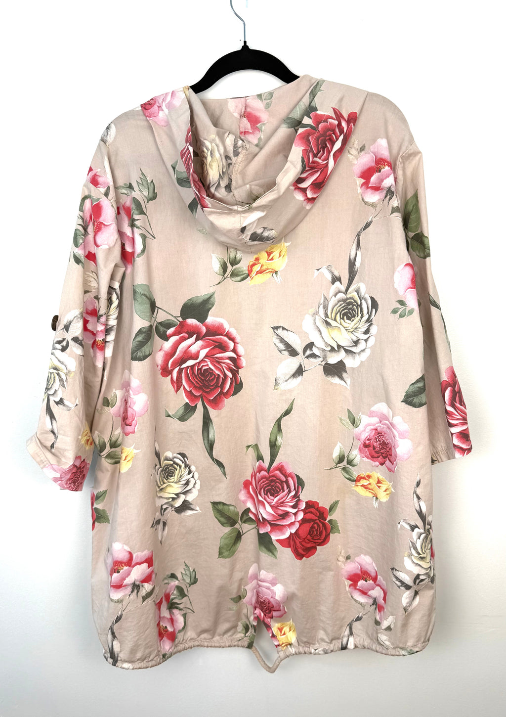 back view Shiva Fashions Made in Italy cottagecore floral cotton hooded jacket beige rose print
