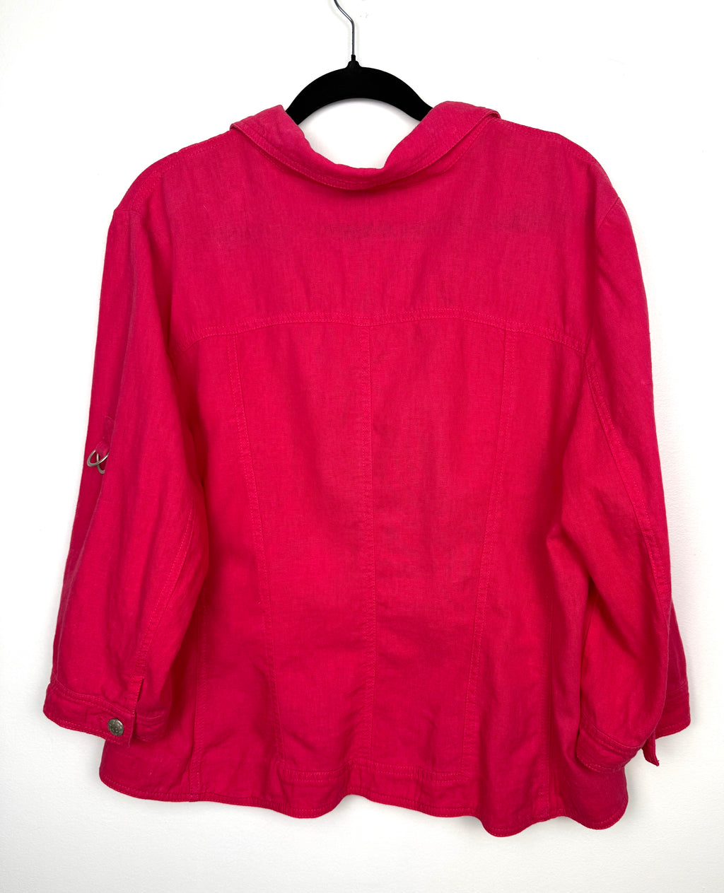 back view of Conrad C Collection fuchsia linen blend utility jacket women size 18 button front lightweight blazer on hanger