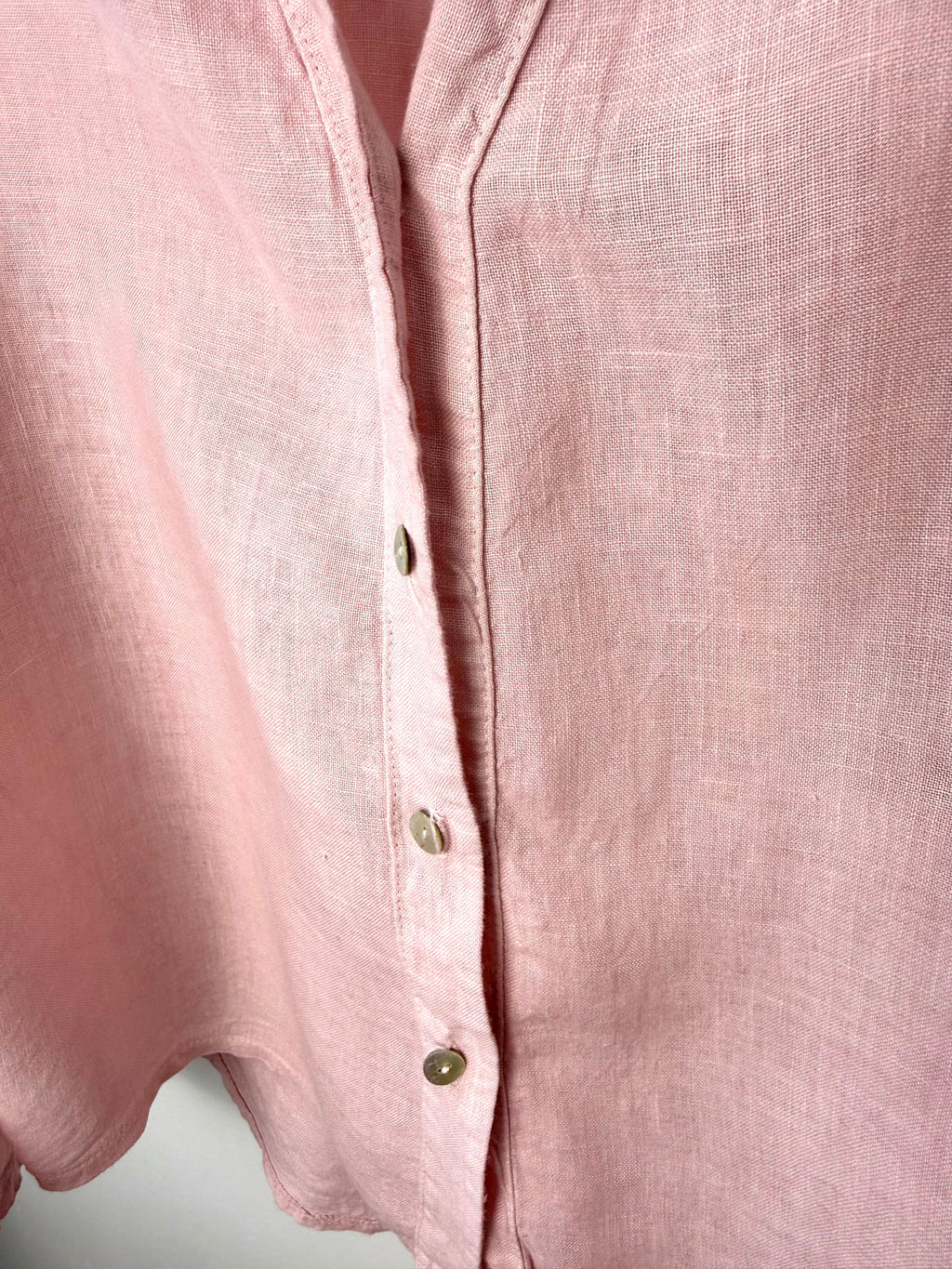 button front EDIN Expect the Unexpected 100% linen oversized shirt Made in Italy 
