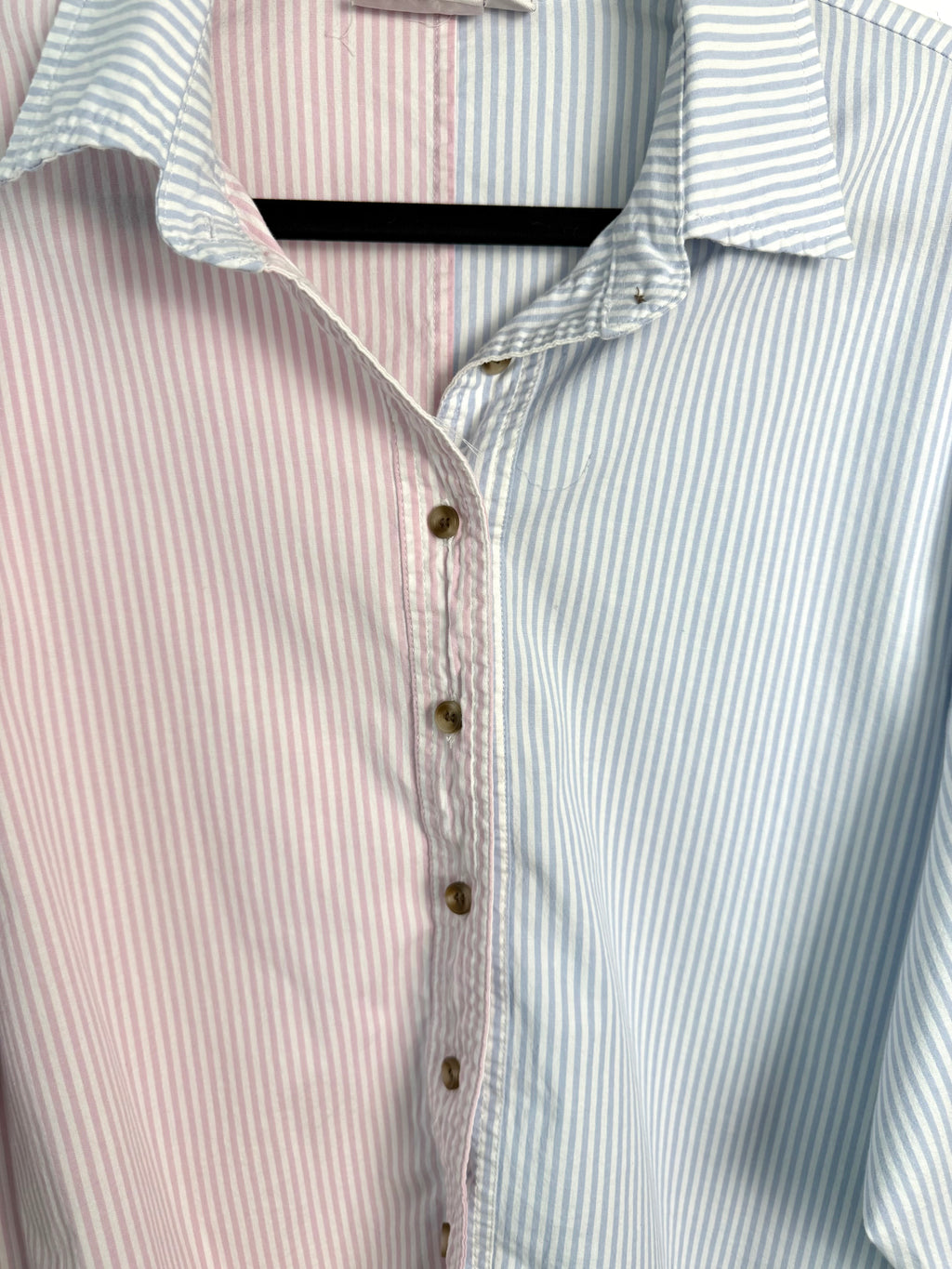 button front on 97% Cotton Y2K 80s Striped Oversized Shirt | Size L at Blue Sparrow Shop