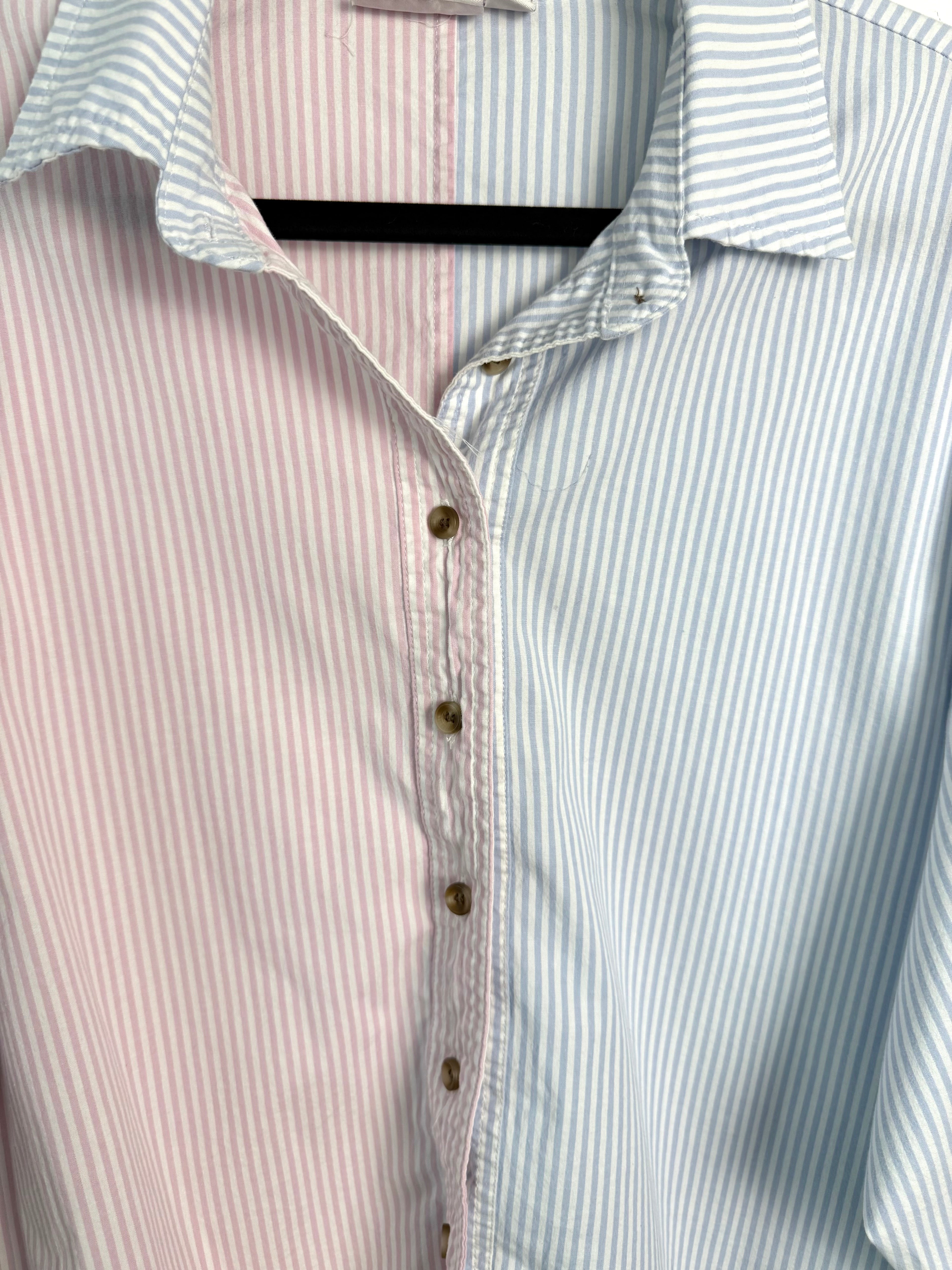 button front on 97% Cotton Y2K 80s Striped Oversized Shirt | Size L at Blue Sparrow Shop
