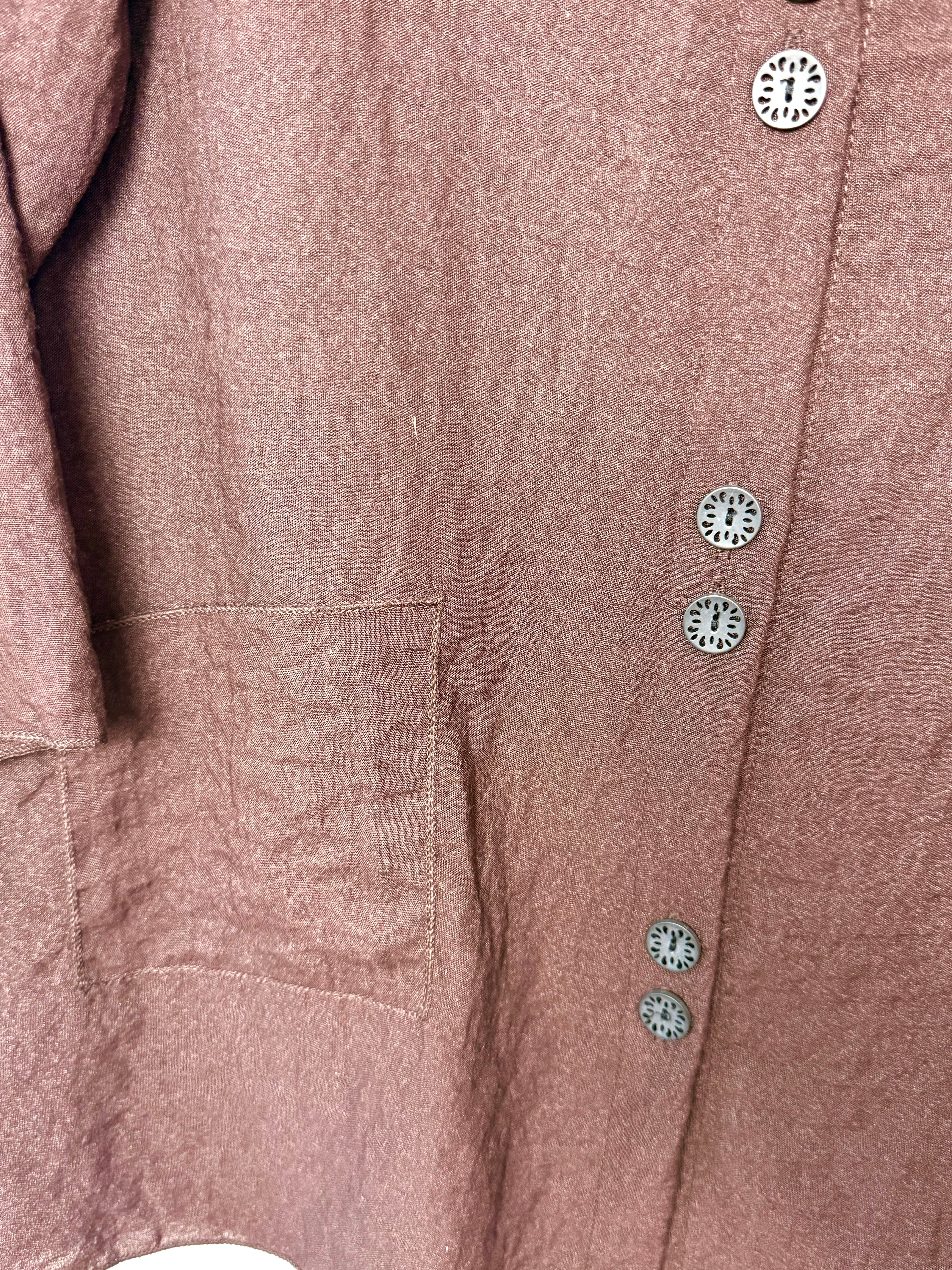 close up of button detail on front of Habitat Button-Front Tunic | Size L  at Blue Sparrow Shop
