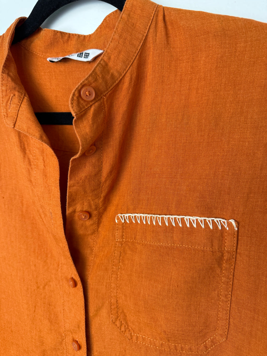 collar and pocket detail on 100% Linen Sleeveless Top | Vest | Size S at Blue Sparrow Shop