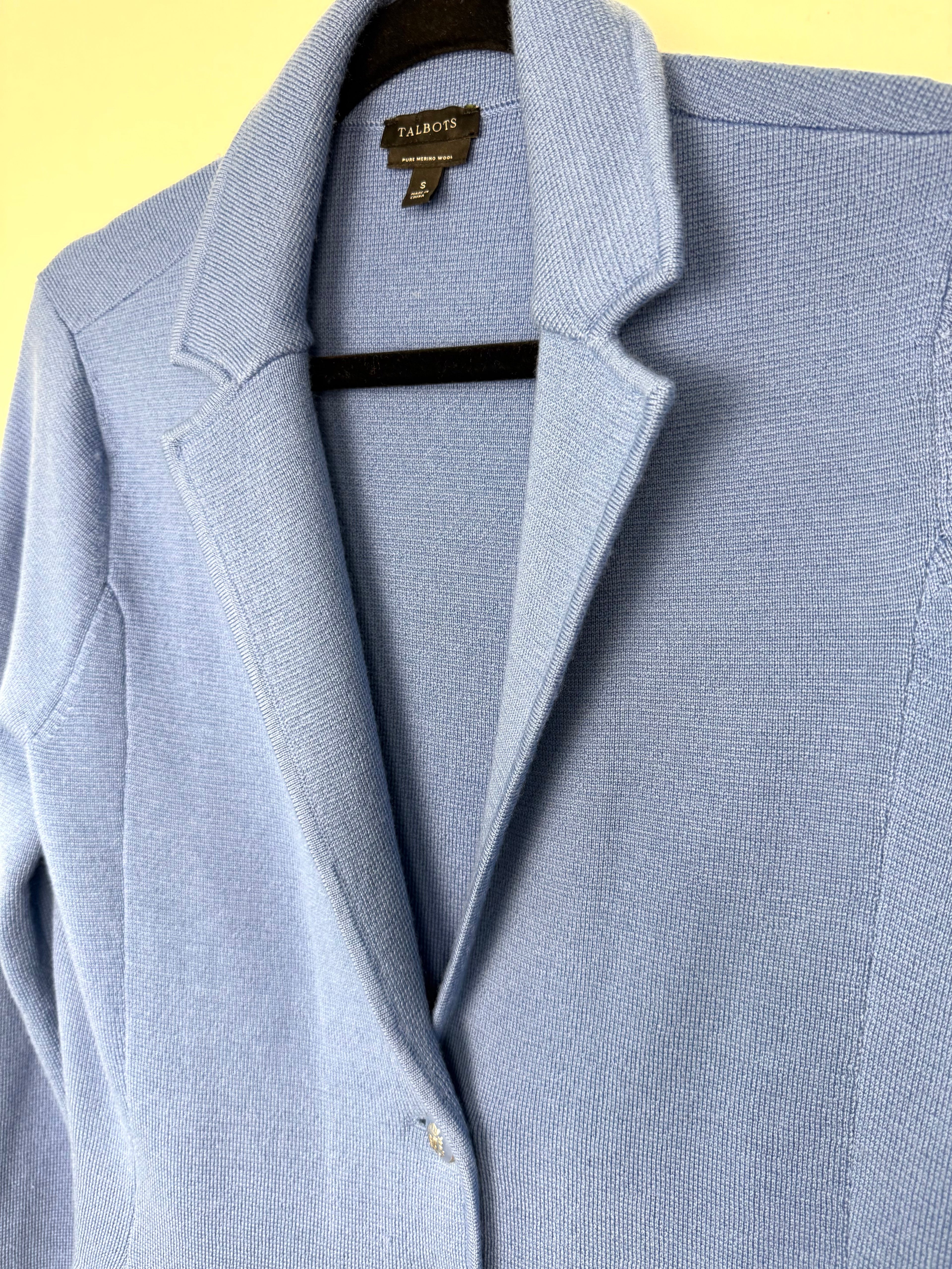 collar detail on Talbots 100% Pure Merino Wool Sweater Blazer | Size S at Blue Sparrow Shop 