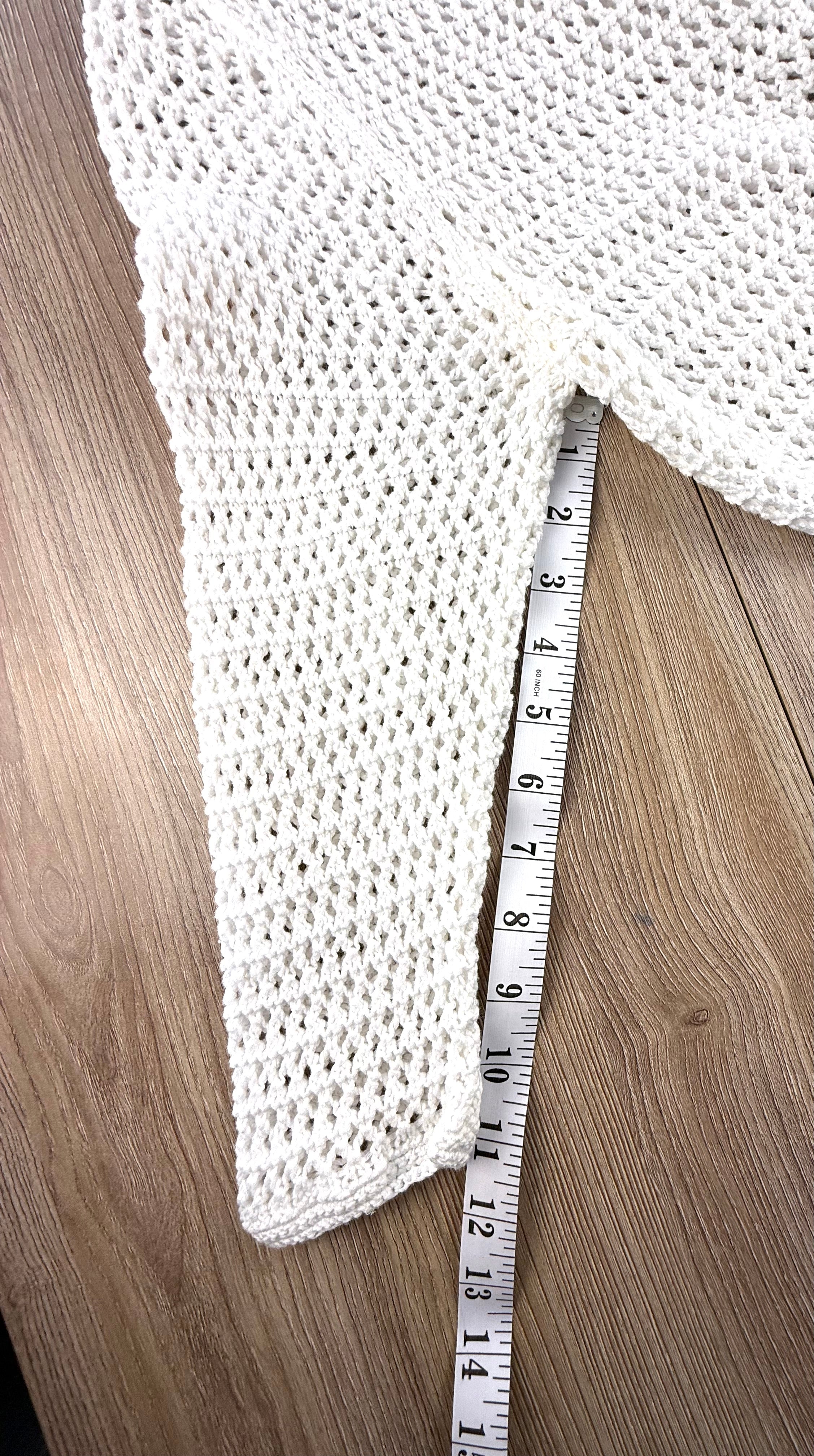eddie bauer cotton knit sweater measuring 11" sleeve