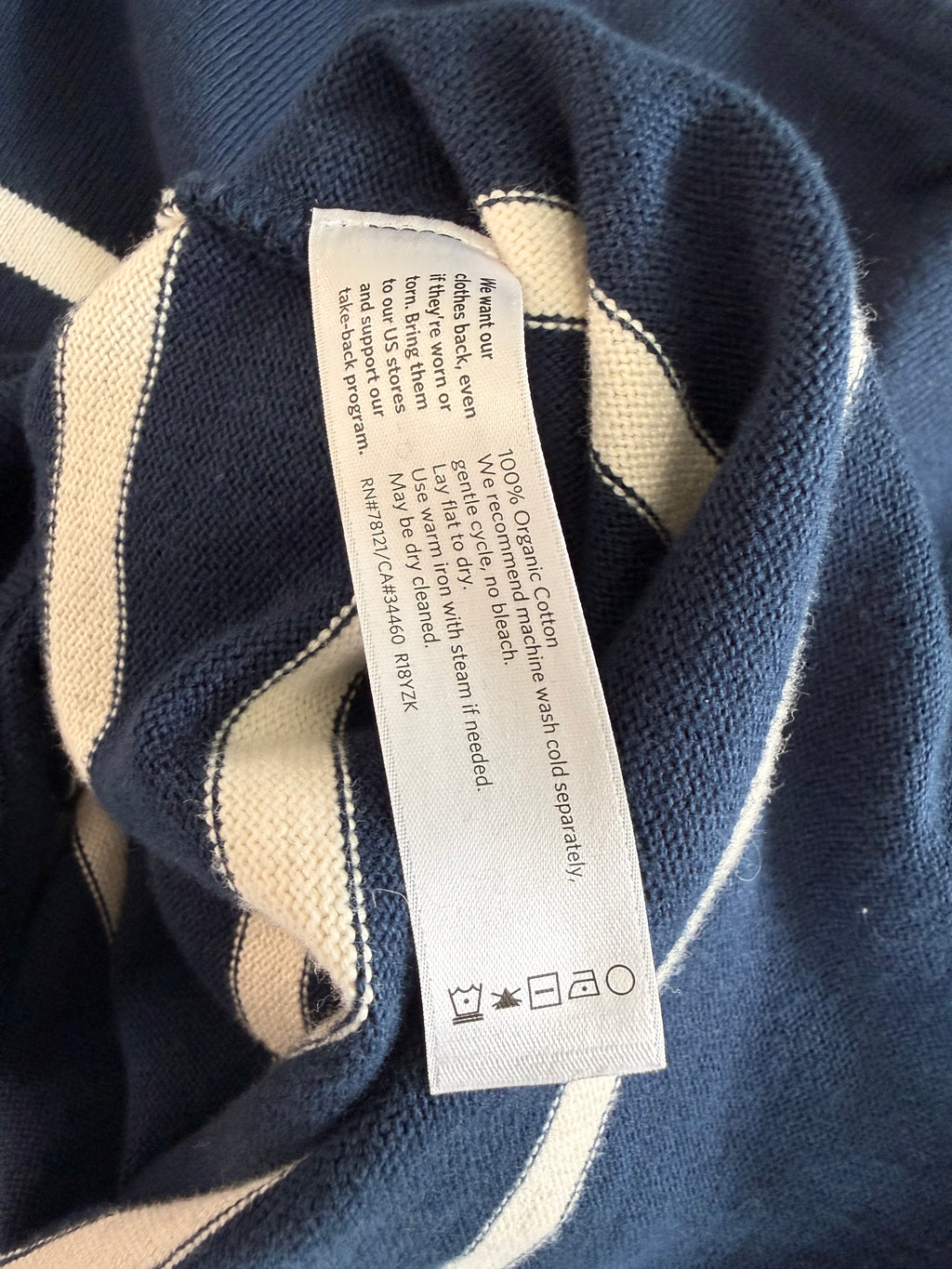 fabric tag on 100% Organic Cotton Eileen Fisher Sweater | Size L