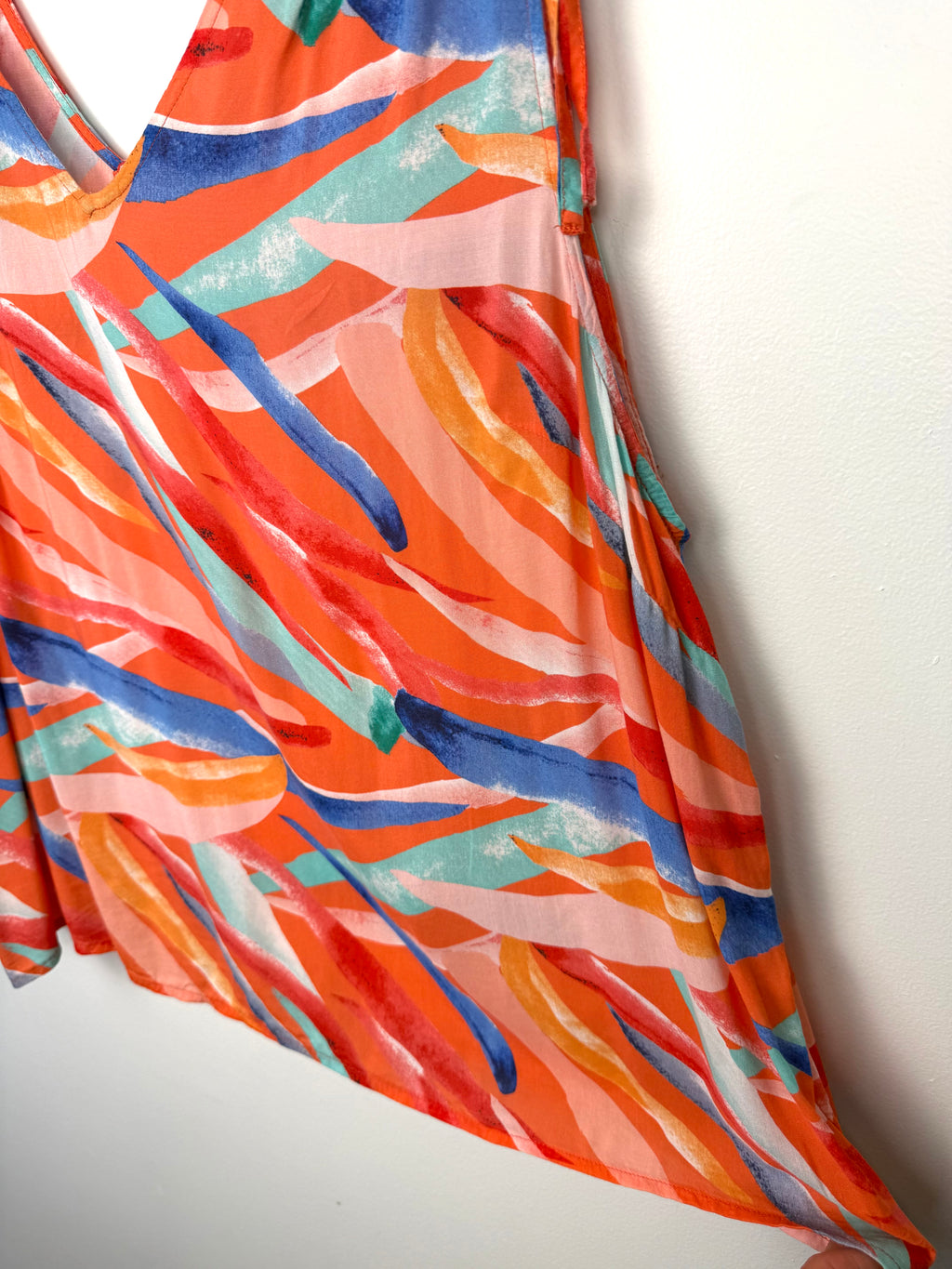 flow of DEX Colourful Abstract Print Top | Size 2X at Blue Sparrow Shop