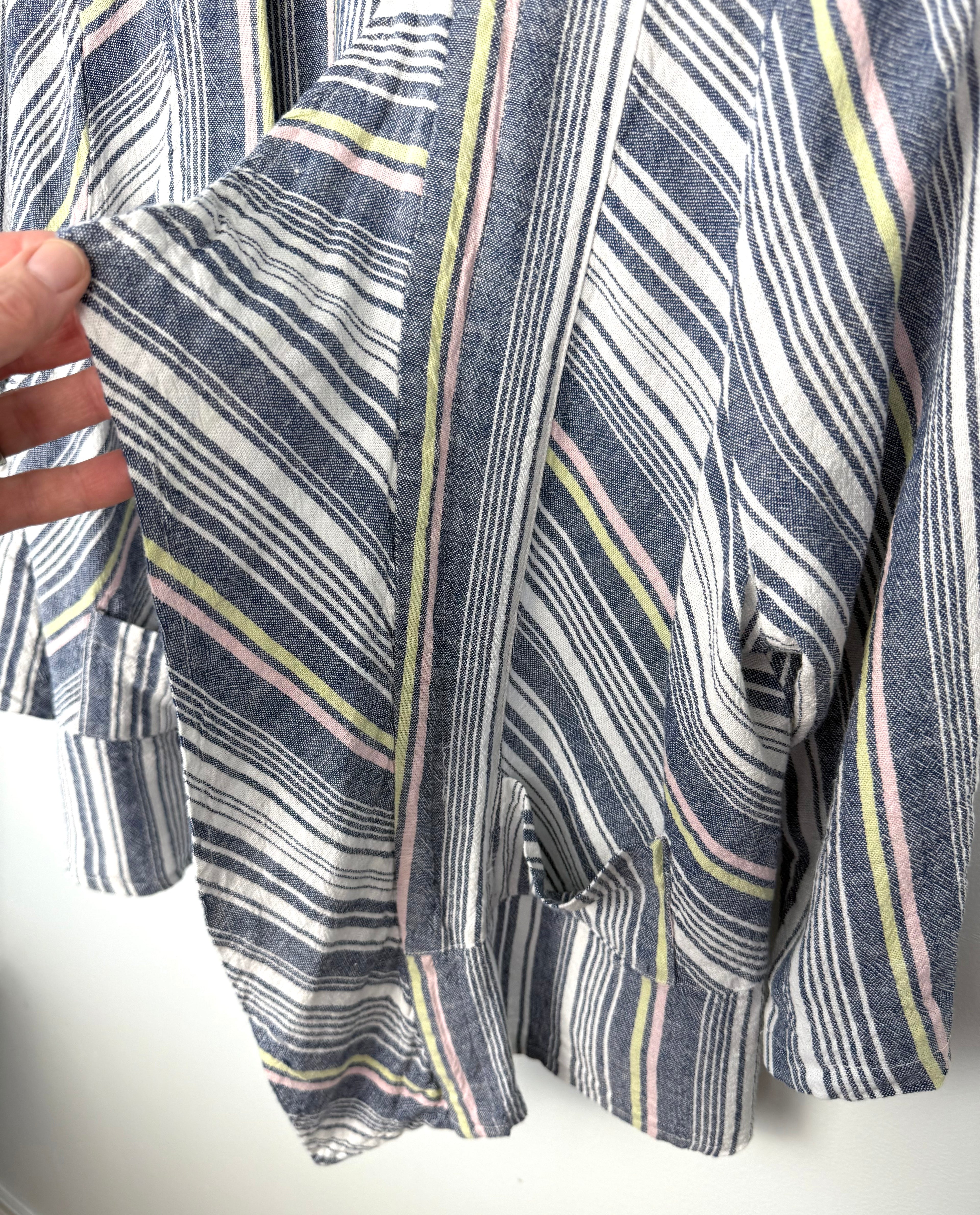 front lapel on Picadilly Canada linen blend jacket with striped pattern for spring and summer  