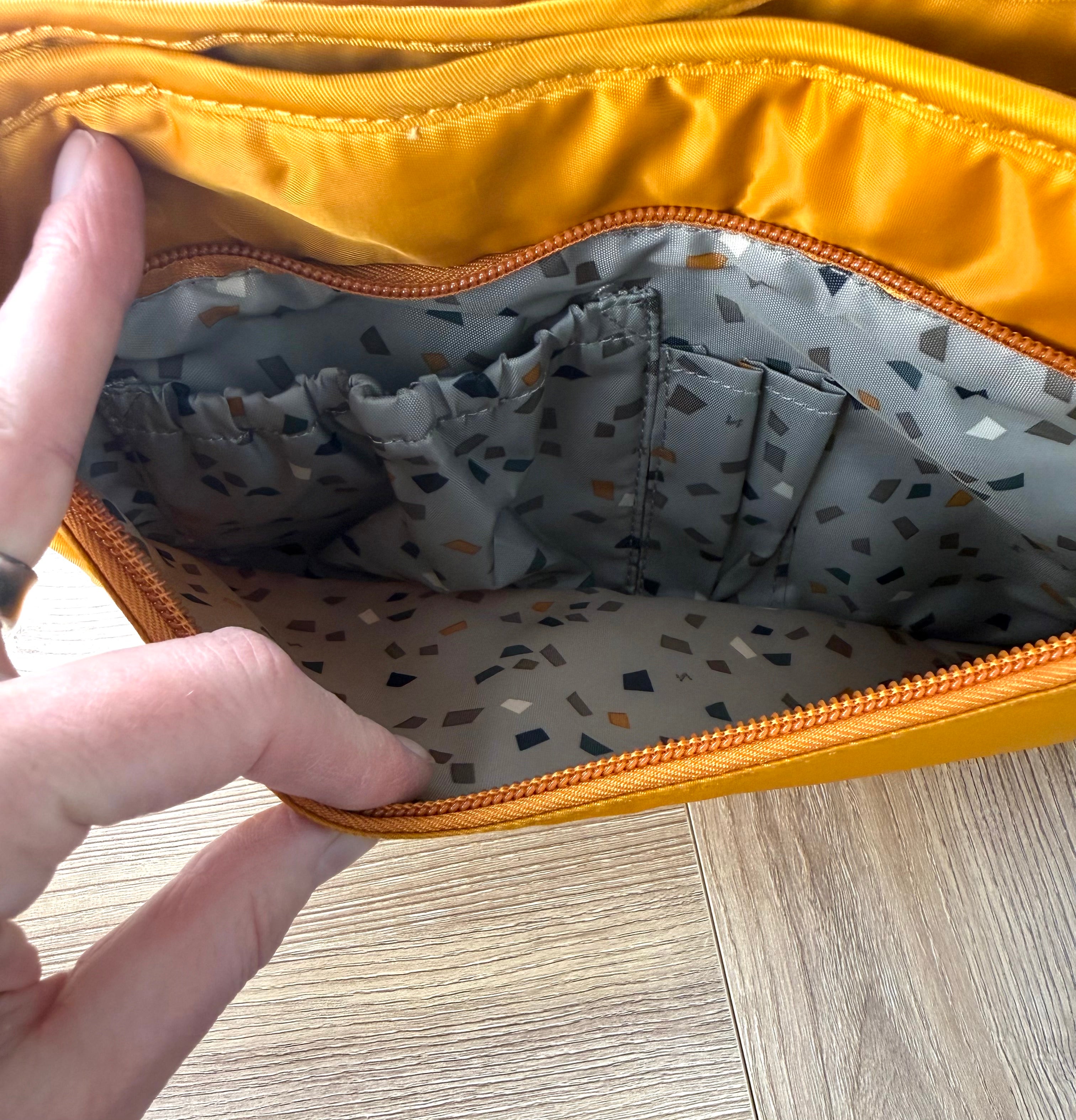 front pocket on Lug Wings Travel Cross Body Bag 
