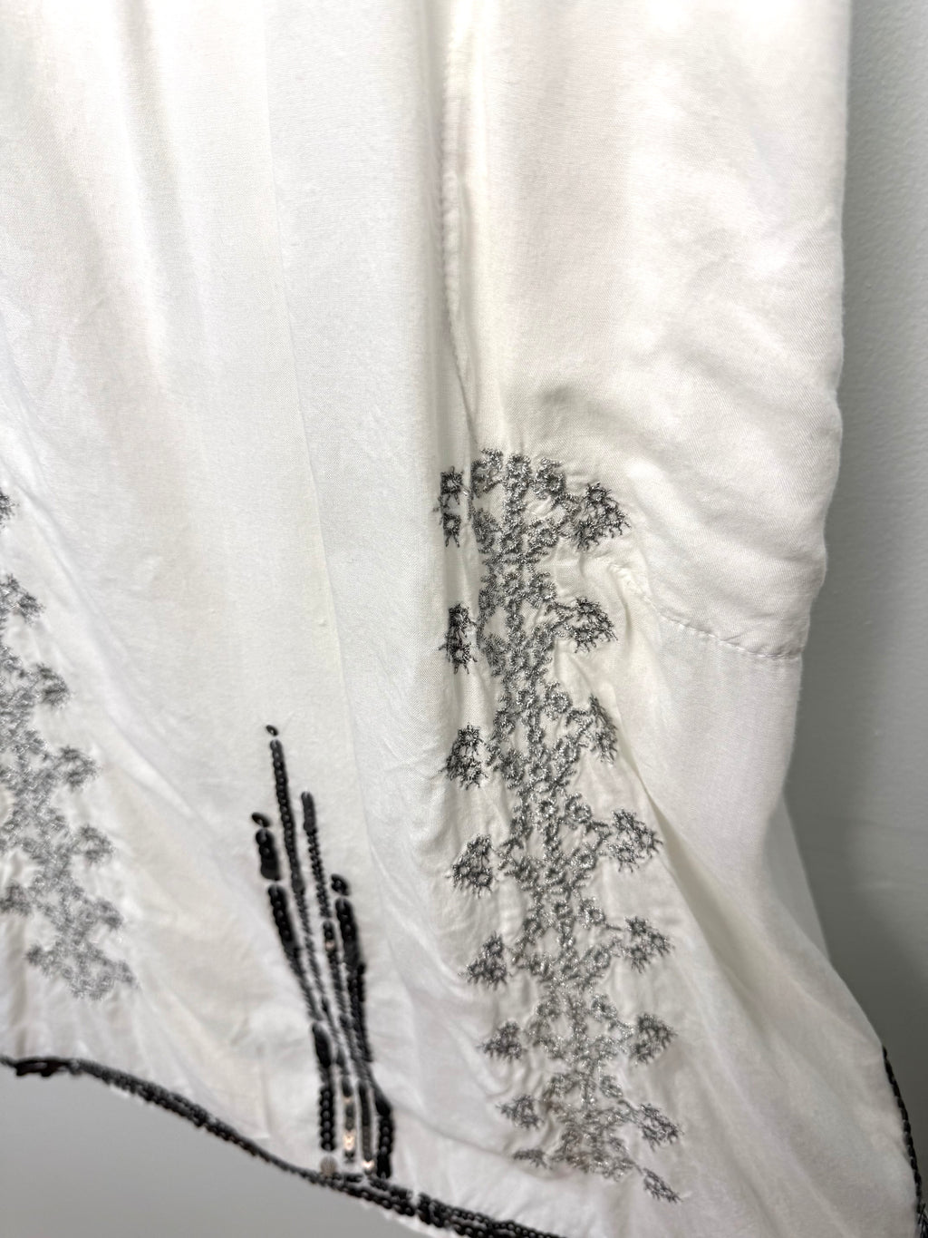 hem detail on Kalypso7 Embroidered Boho Tunic Dress