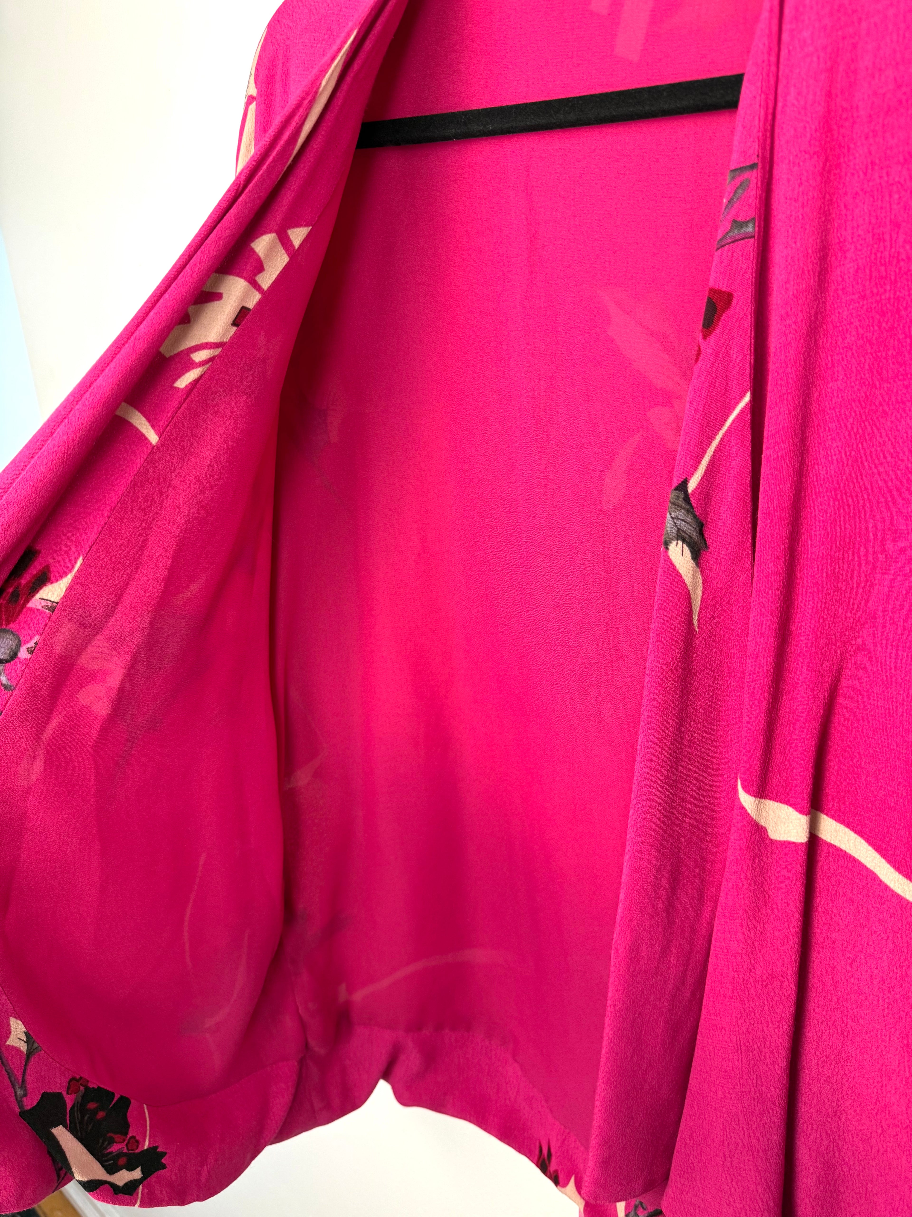 inside of French Connection Floral Kimono | Romantic Boho Layering Piece at Blue Sparrow Shop