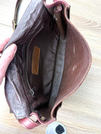 inside of Vintage Rowland Leather Crossbody Bag circa 1970/1980
