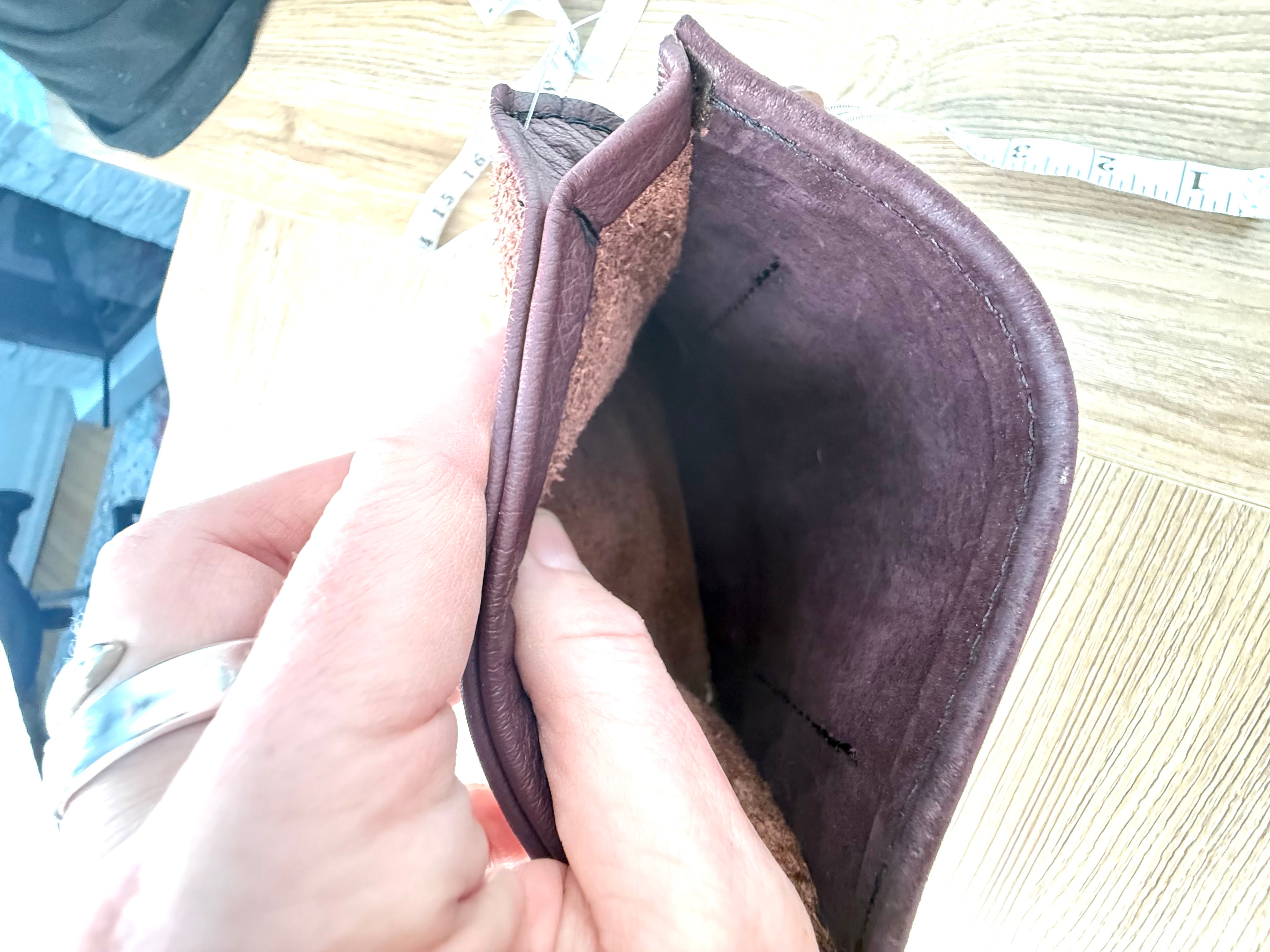 inside of vintage  Made in Canada Leatherworks Crossbody Bag 