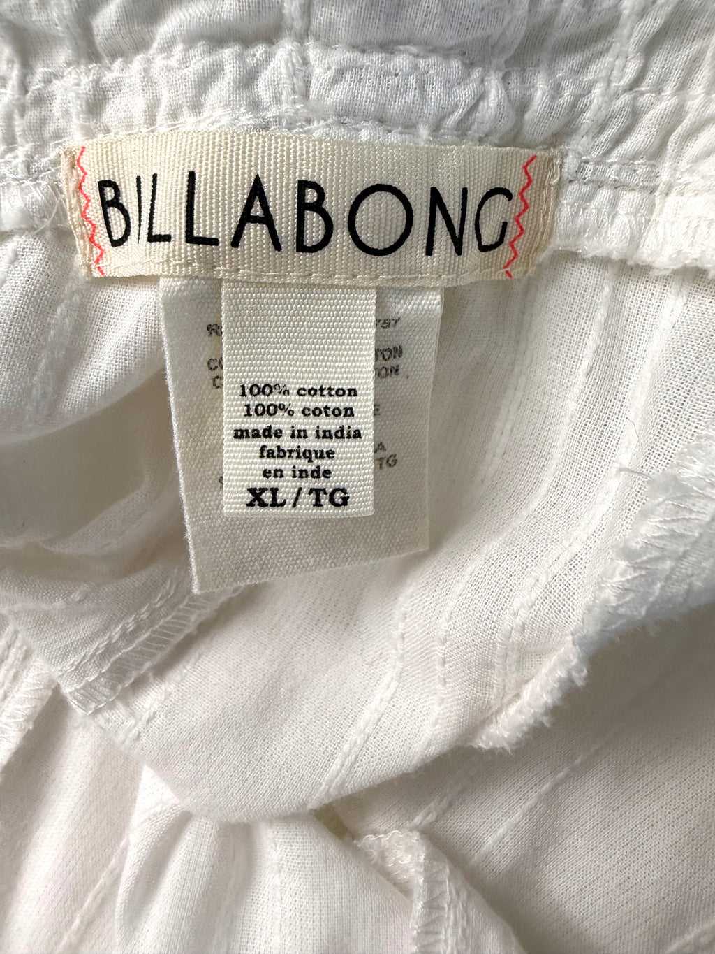 inside tag on 100% Cotton  Wide-Leg Beach Pants | Size XL  at Blue Sparrow Shop Resale 