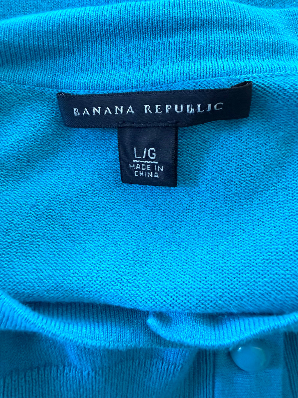 inside tag on Banana Republic Fitted Cardigan | Size L  at Blue Sparrow Shop