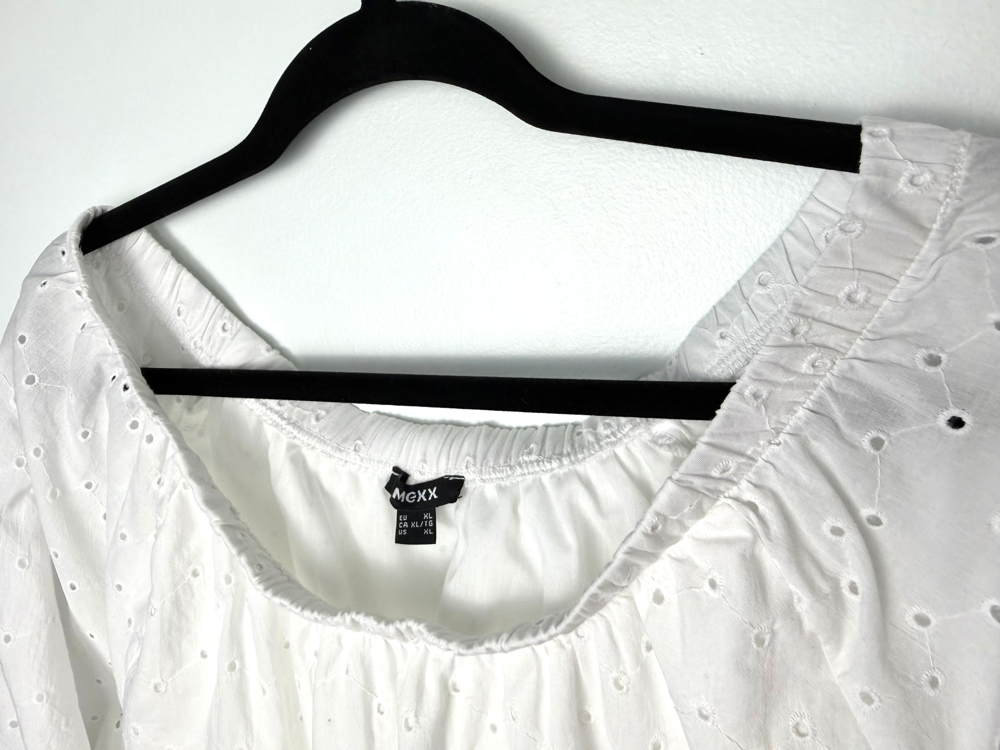 inside tag on Mexx White 100% Cotton Eyelet Off-Shoulder Top