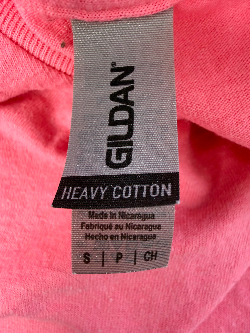 inside tag on Yellowstone Fan Graphic Tee in Pink | Size S at Blue Sparrow Shop Canadian Resale 
