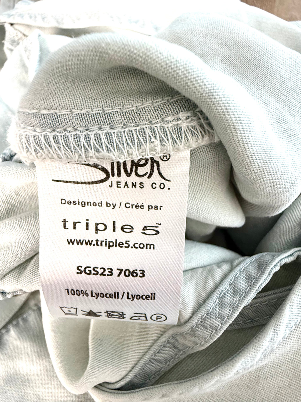 inside tags on NWT Silver Jeans Co. Jumpsuit 