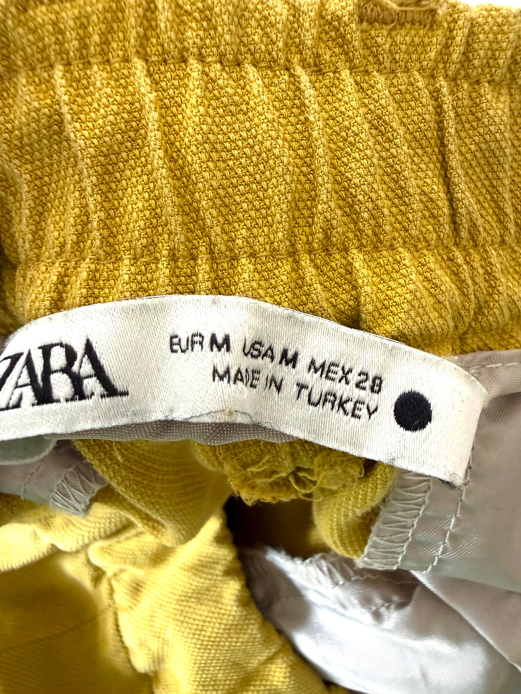 inside tags on Zara Tailored High Waisted Pants | Size M at Blue Sparrow Shop