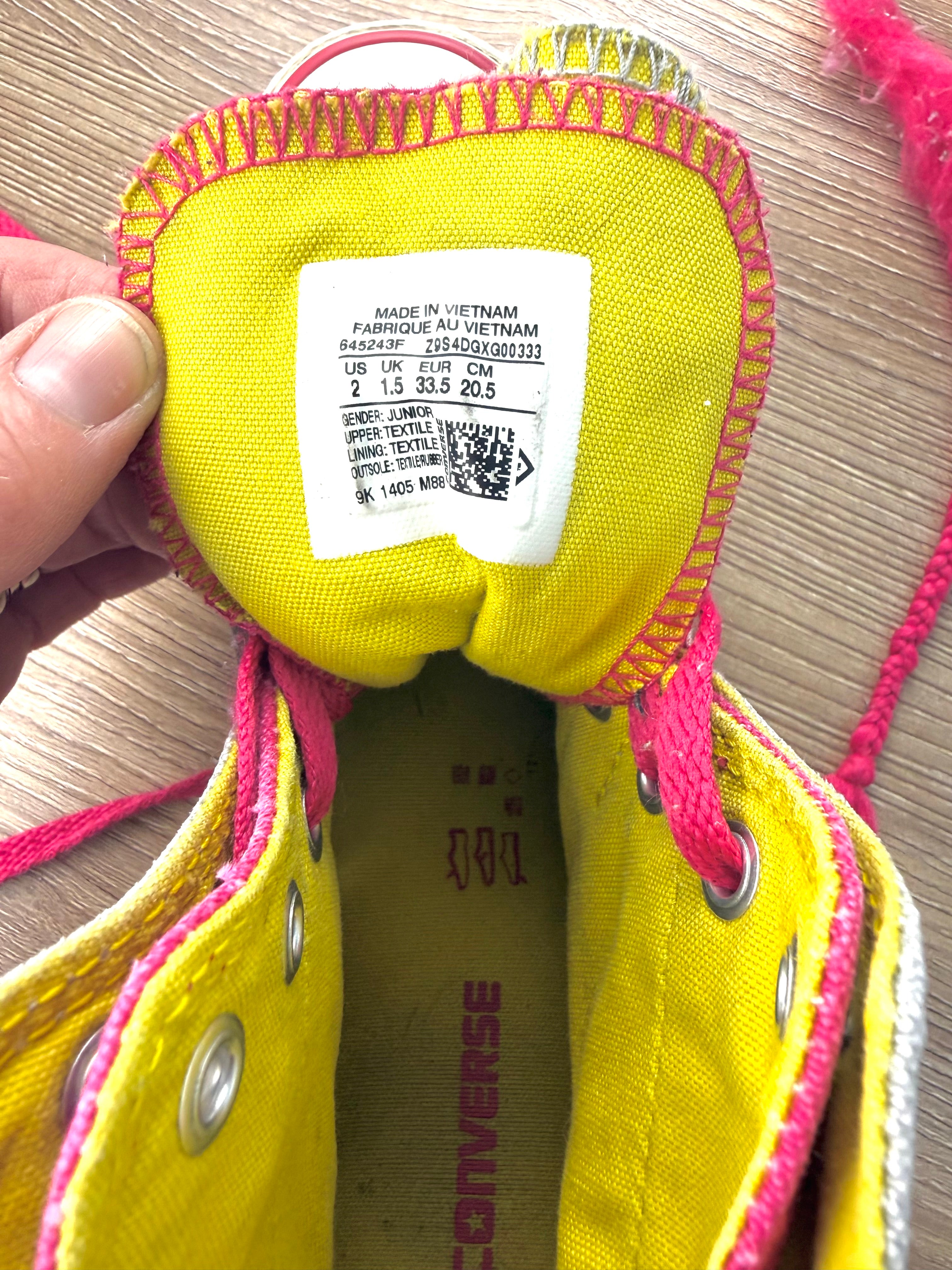 inside tongue showing size 2 on Converse Chuck Taylor All Star Kids High Top Sneakers 