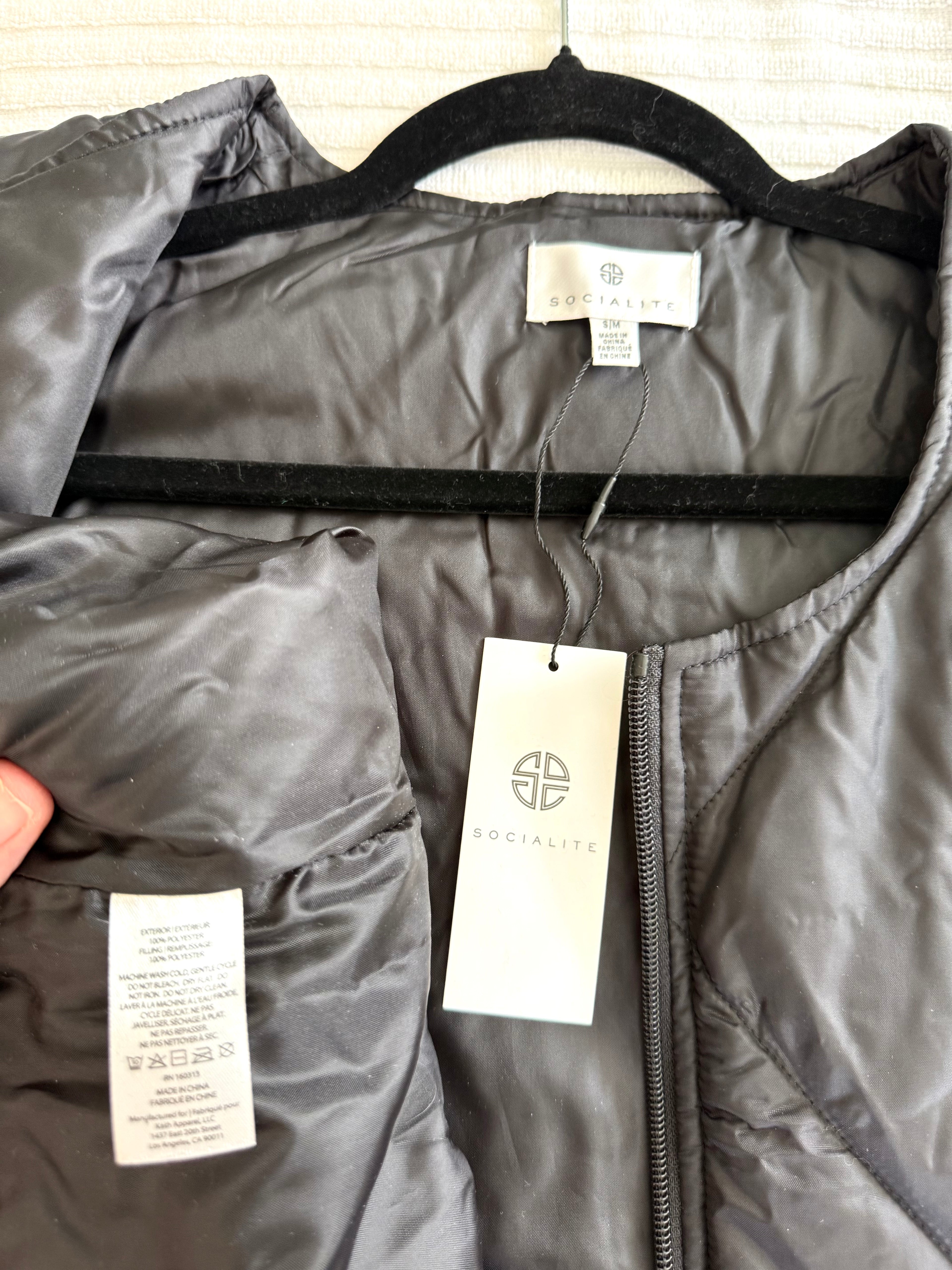 labels on NWT Socialite Quilted Zip Front Vest | Size S/M