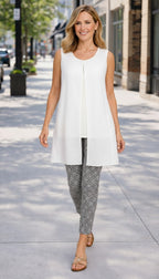 Cable & Gauge White Layered Tunic | Size XL on woman outside wearing patterned pants