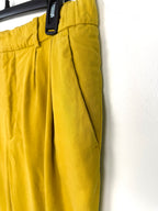 pocket and pleat detail on Zara Tailored High Waisted Pants | Size M at Blue Sparrow Shop