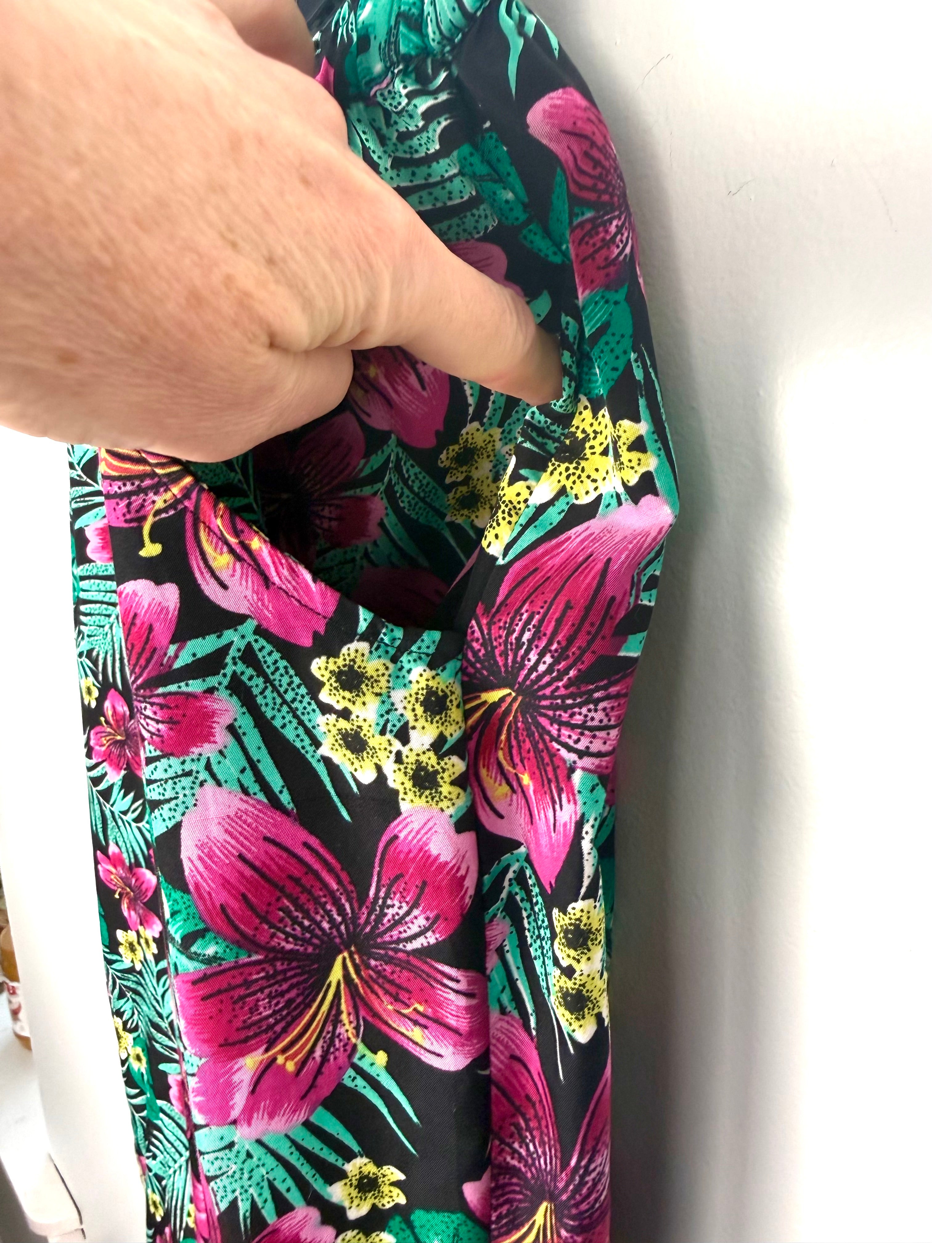 pocket detail on Artisan Handmade Tropical Floral Print Loose-Leg Pants — Hibiscus & Palm | Size M / 8-10 at Blue Sparrow Shop 