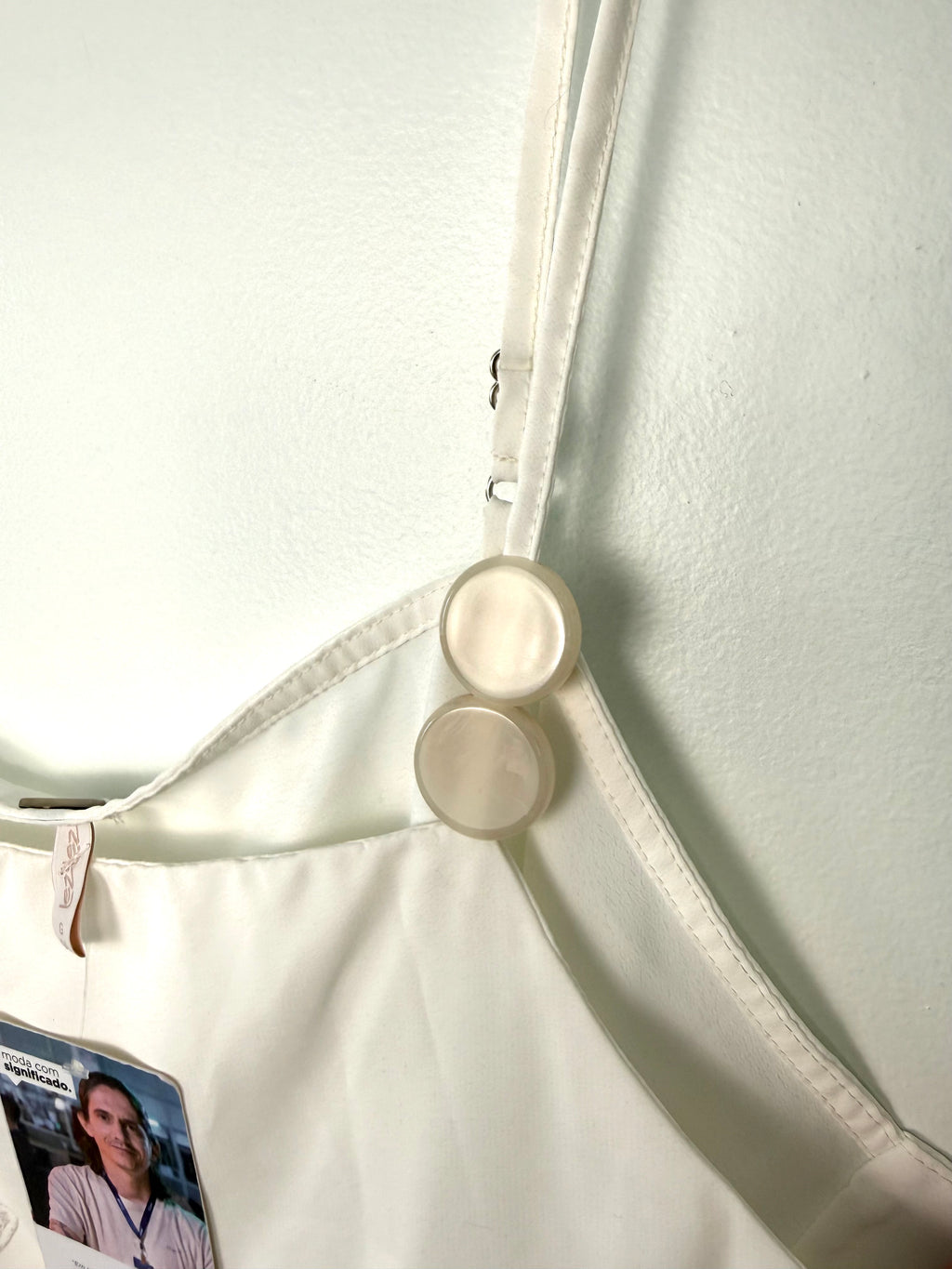 slider button detail on strap of NWT Palm Tree Embroidered Cami | Size L at Blue Sparrow Shop