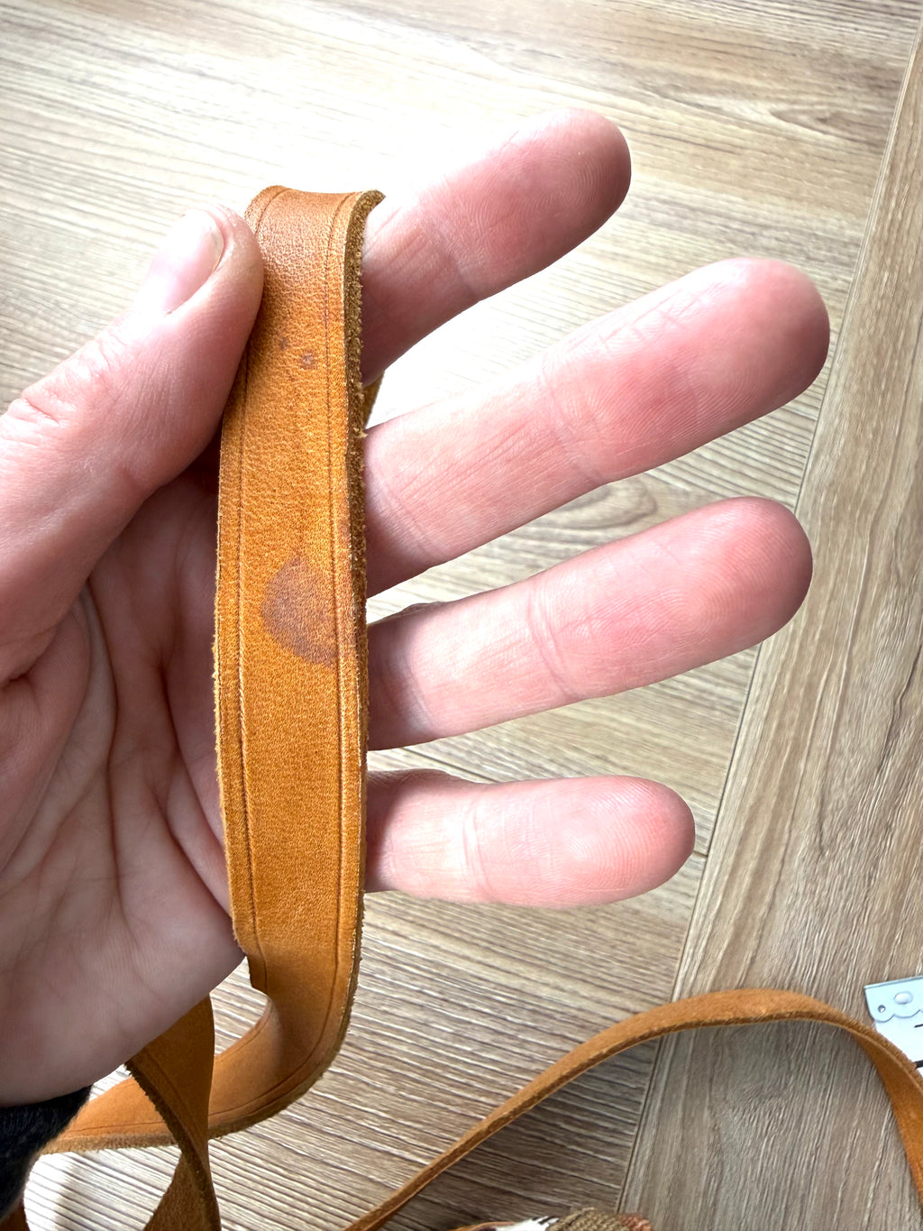 strap flaw on vintage patchwork woven boho crossbody bag 