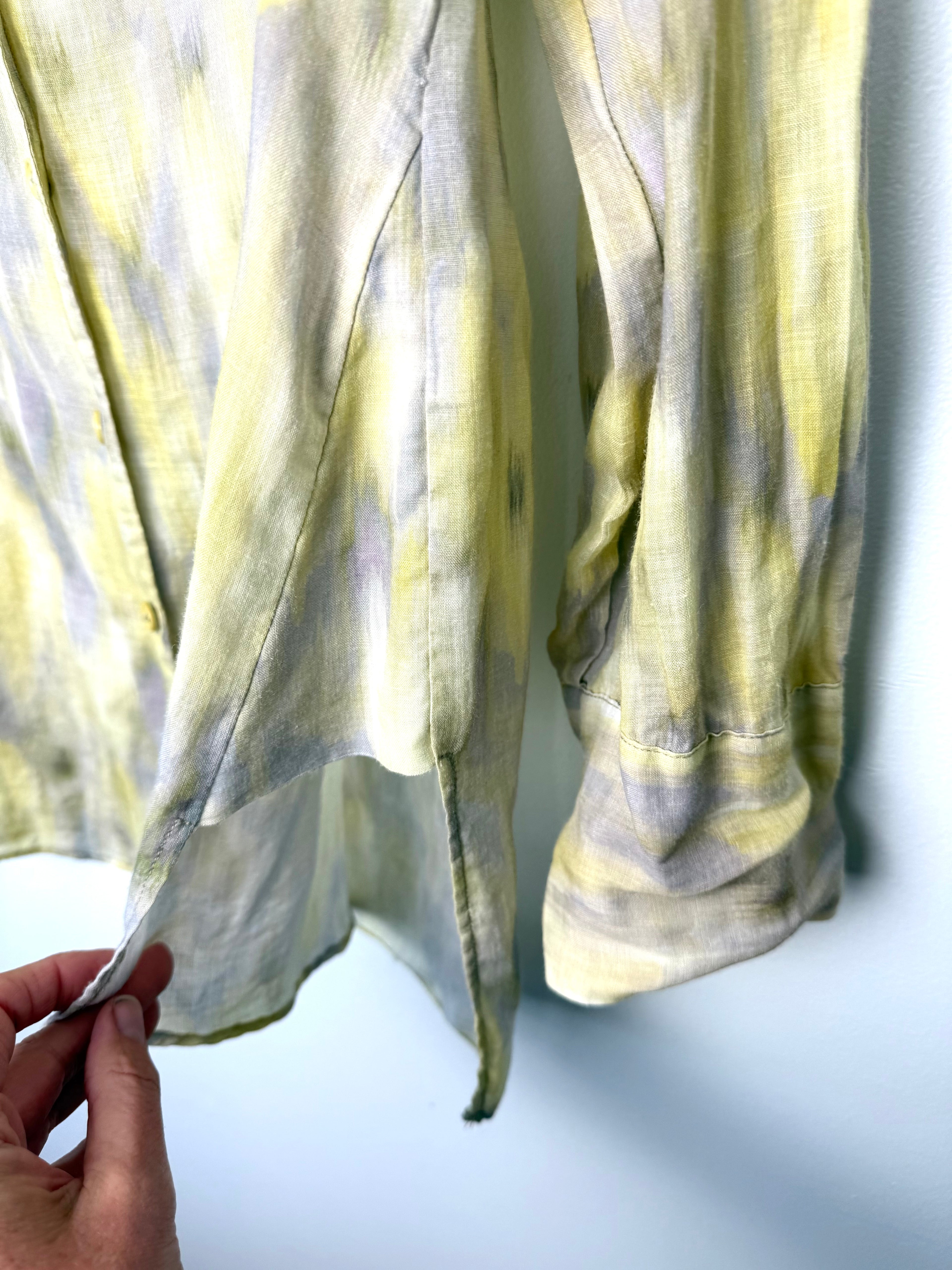 stretch hem detail on 100% Linen Zara Abstract Print Shirt | XS at Blue Sparrow Shop