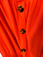 tortoiseshell buttons on Melanie Lyne orange peasant blouse