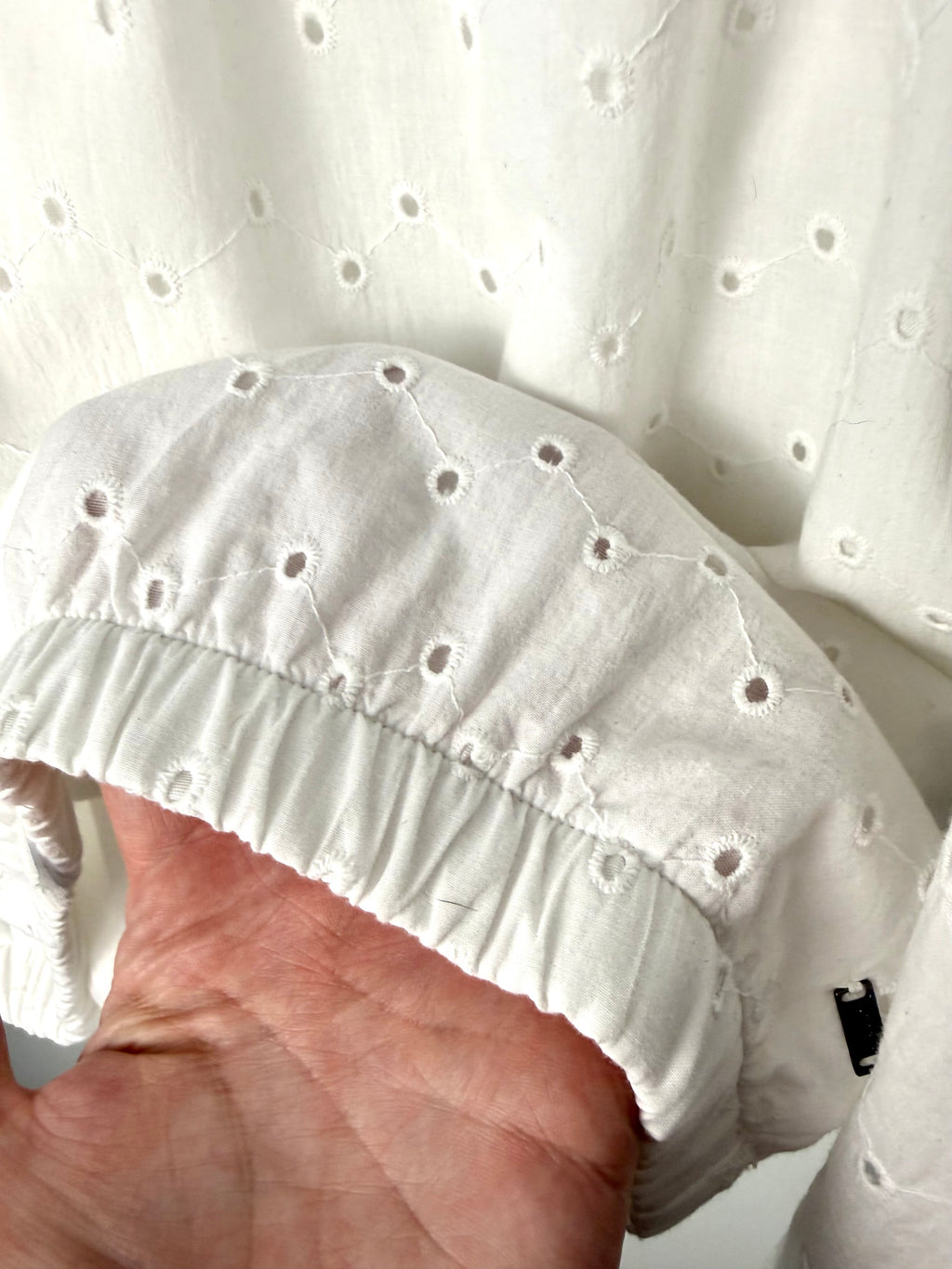 waistband detail on Mexx White 100% Cotton Eyelet Off-Shoulder Top