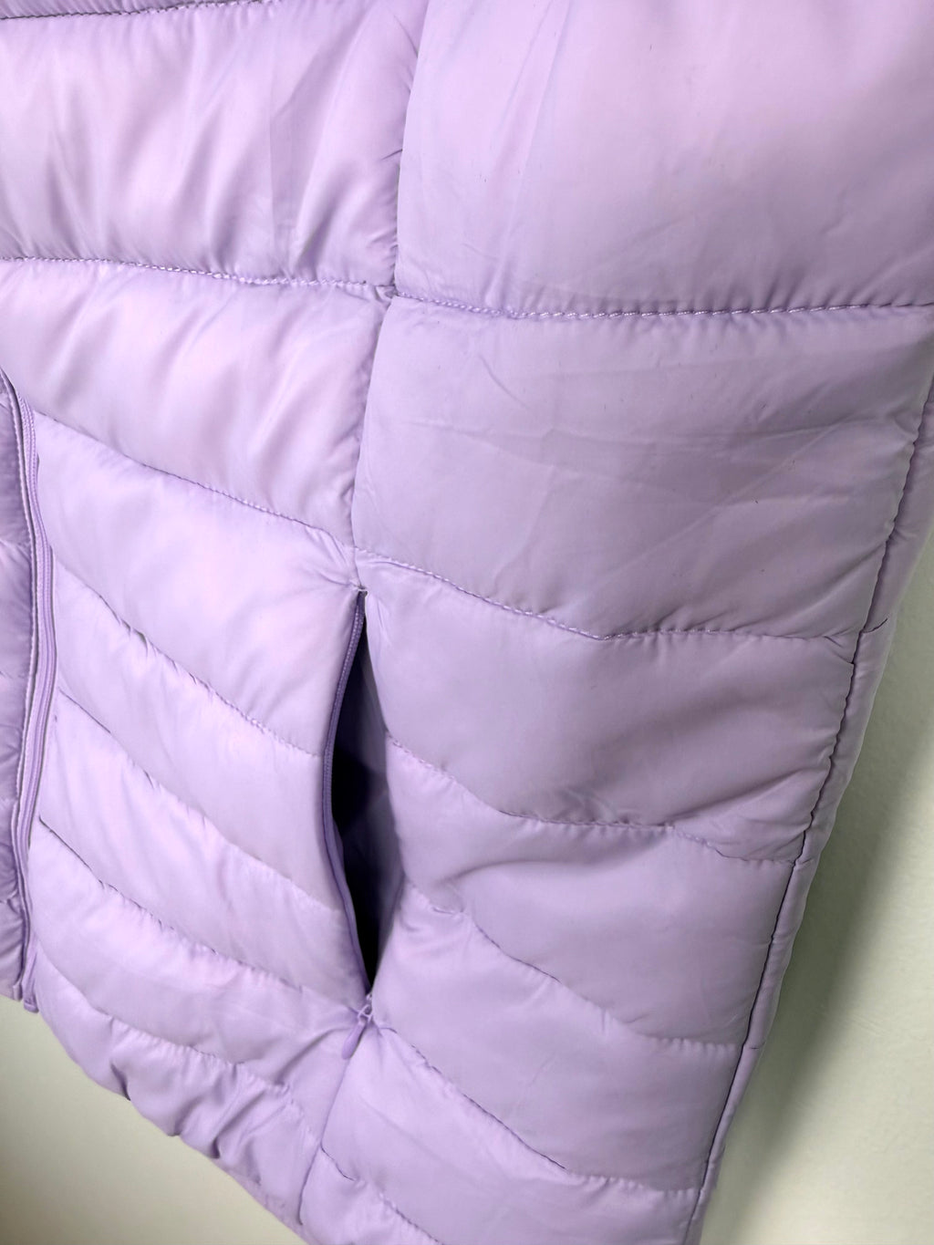 zip pocket on NWT Quilted Puffer Vest | Size L  at Blue Sparrow Shop